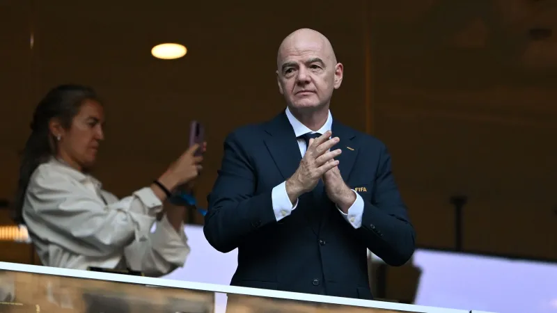 FIFA Chief Infantino Defies Resignation Calls After Staff Meeting