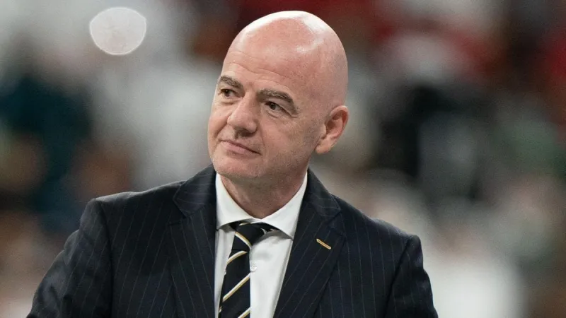 La FIFA dénonce des attaques contre Infantino