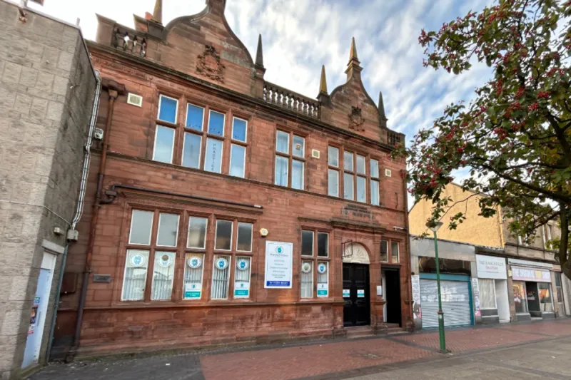 Un primo-accédant rachète un cabinet dentaire à Grangemouth