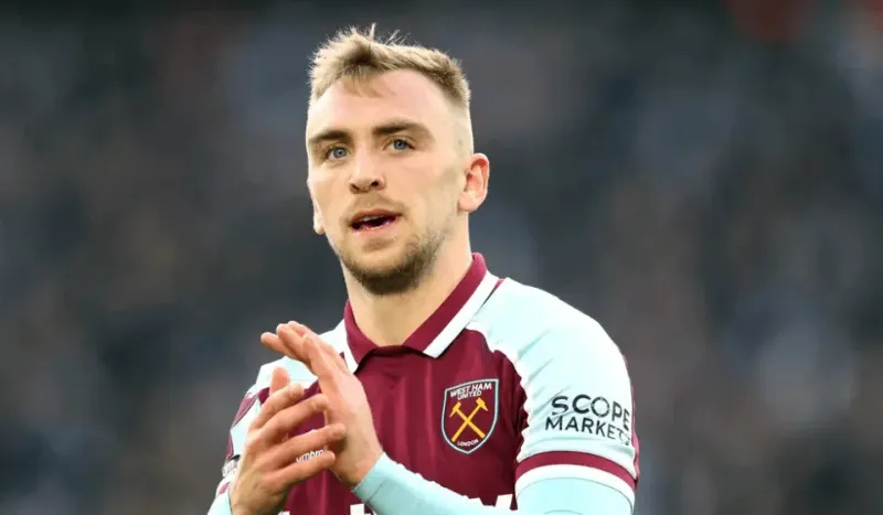 Former Liverpool Star Names Salah Replacement