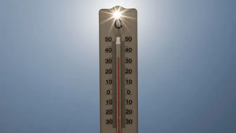 France: 9 departments on red heatwave alert July 10
