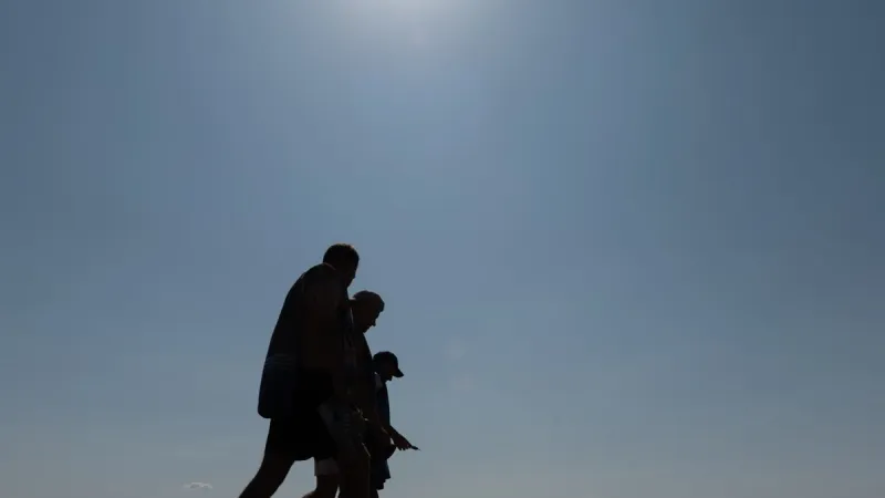 France Braces for Unseasonal May Heatwave