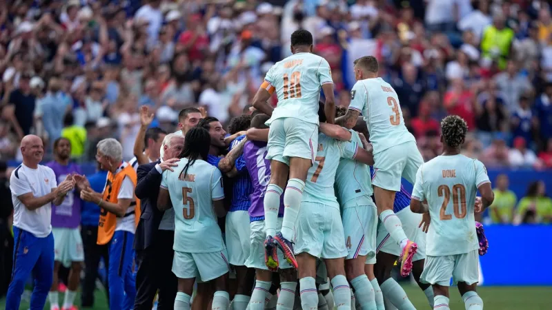France Defeats Morocco 2-0, Reaches World Cup Semifinals