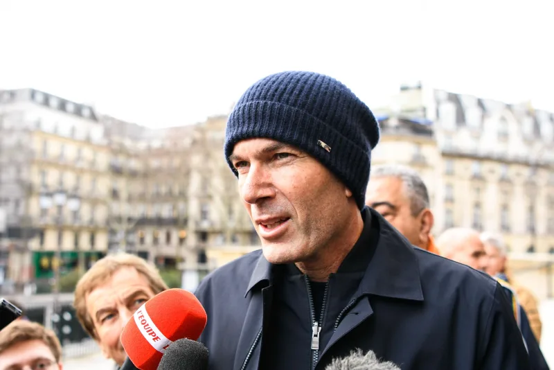 France's Zidane future uncertain amid federation talks