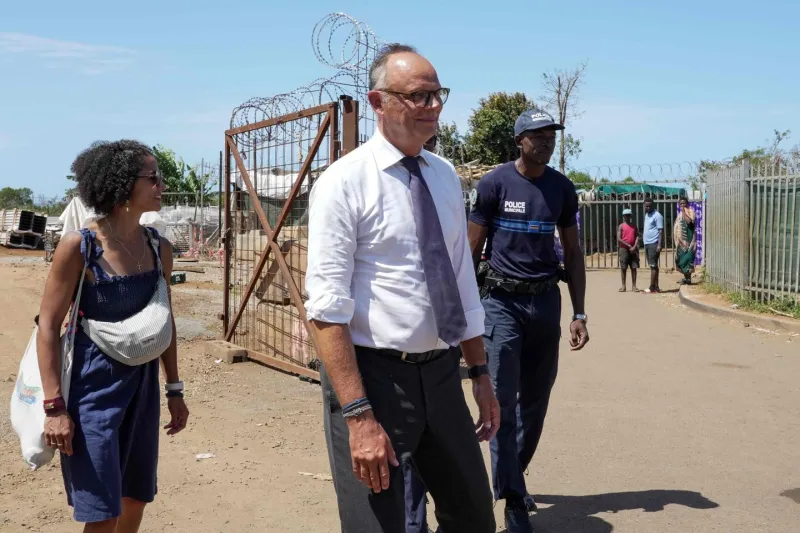 French 2027 race: Centrists toughen immigration stance