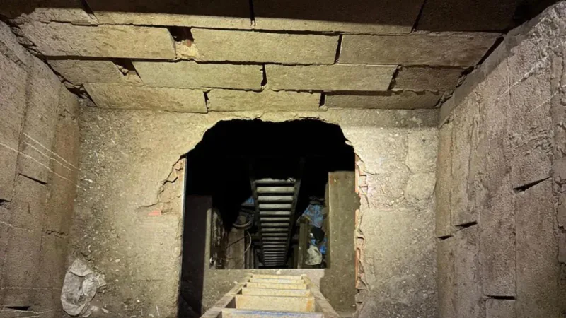 Réseau de drogue par tunnels démantelé, suspect arrêté