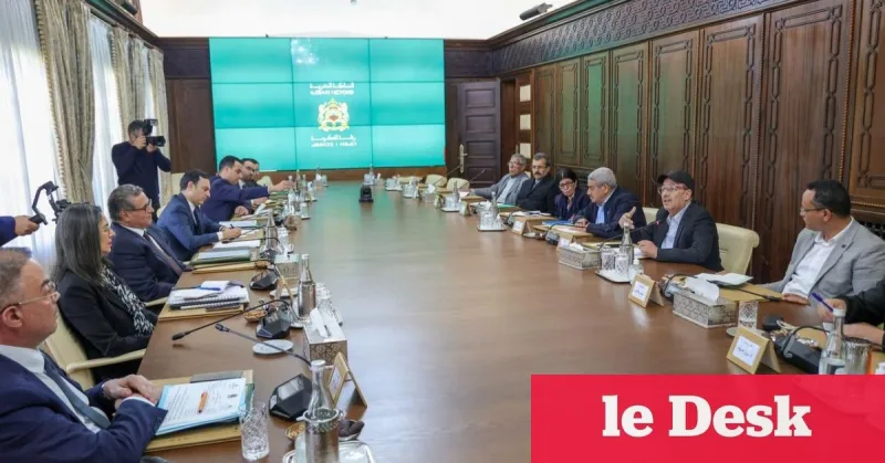 French Government Confirms April Social Dialogue Amid Tensions