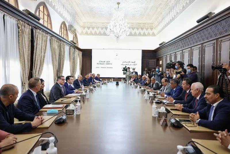 Syndicats français exigent des hausses de salaire face à la crise