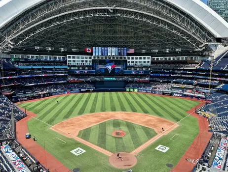 Giants call up Canadian pitcher Matt Wilkinson to MLB