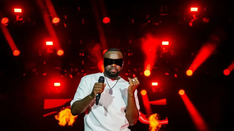 Gims Performs with Theodora in Paris Amid Legal Troubles