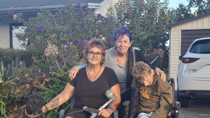 Gisborne residents demand action on Elsdon Best St footpaths