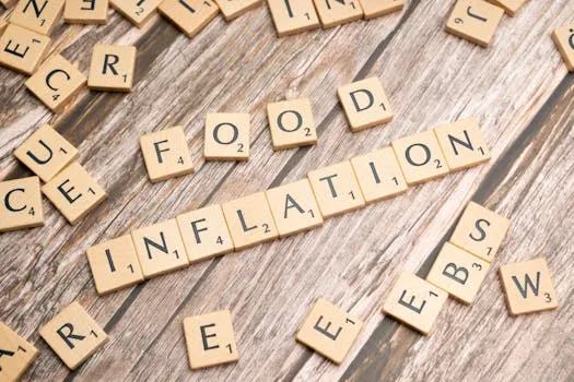 L'inflation mondiale ralentit mais les prix alimentaires restent élevés
