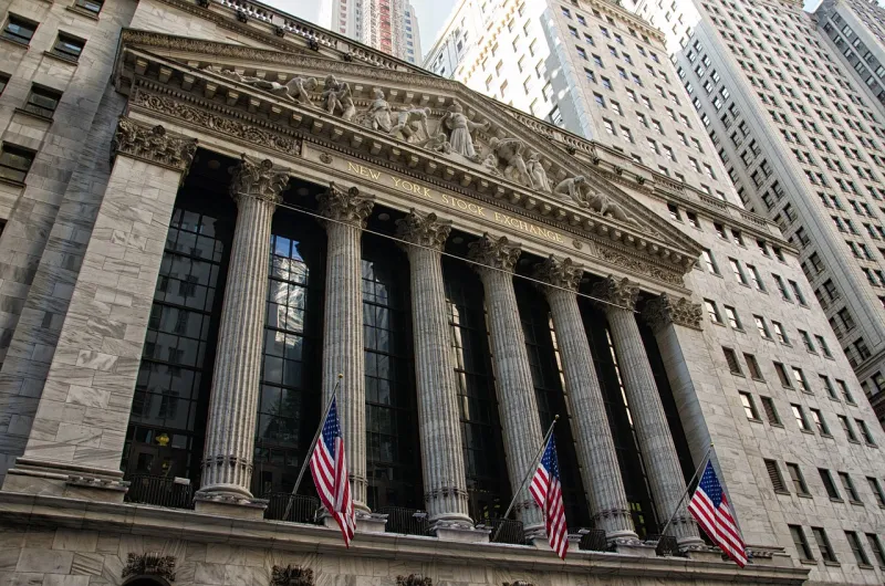Les Bourses Mondiales au Plus Haut, Pétrole en Baisse