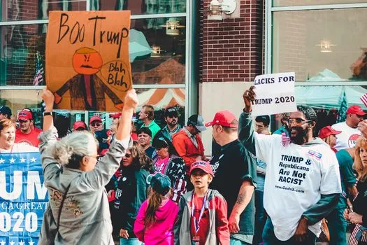 Le GOP se distancie d'un Trump impopulaire