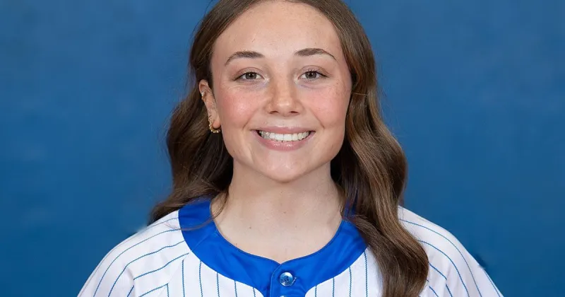 Gordon's Homer Lifts Falcons Over Black Knights in Softball