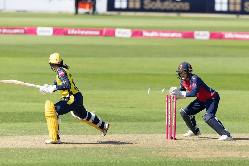 Hampshire Hawks Women vs Essex Women T20 Match Report