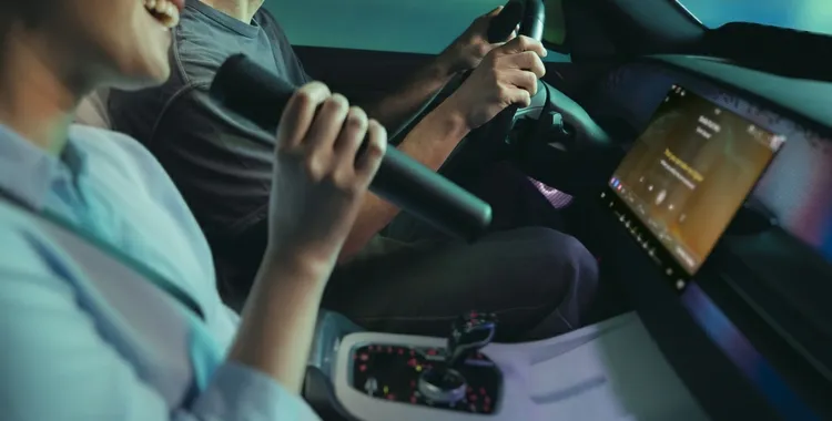 HARMAN Unveils AI-Powered In-Car Karaoke Platform Sing Drive