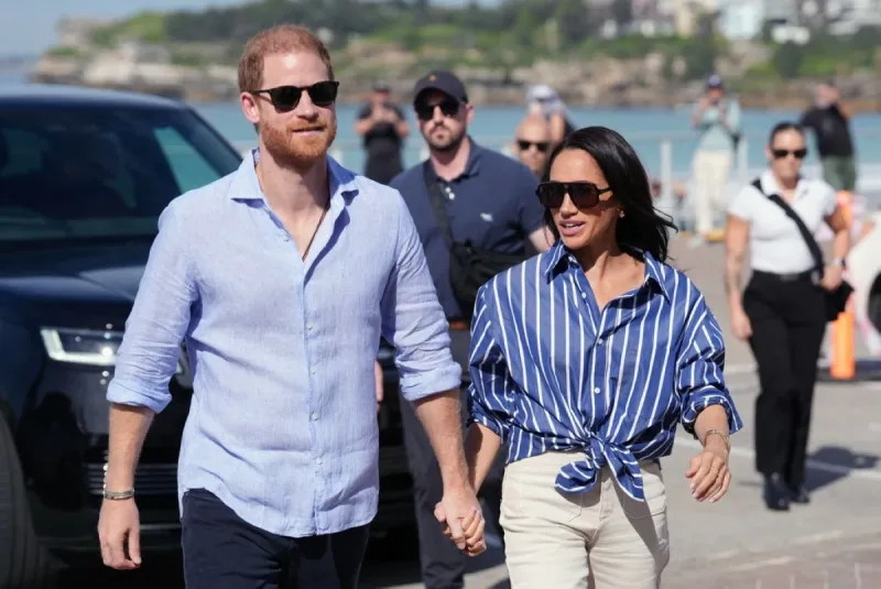 Harry et Meghan de retour au Royaume-Uni avec leurs enfants