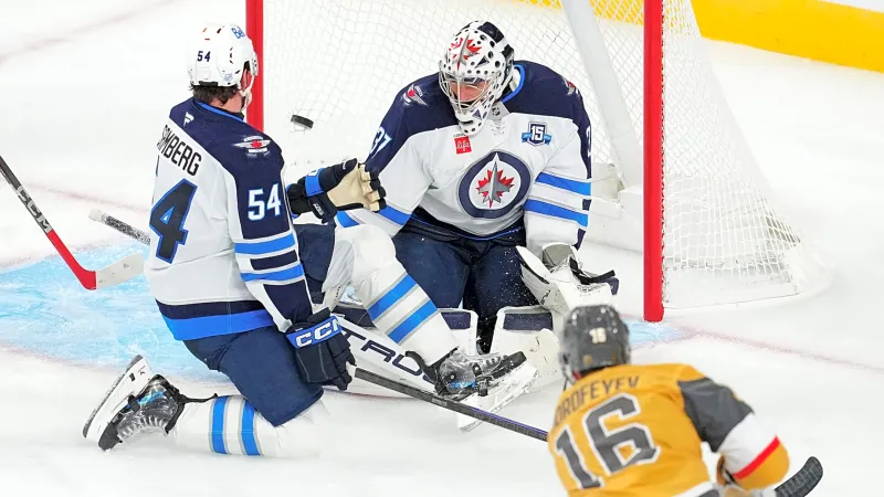 Hellebuyck Open to Oilers Trade, Report Says