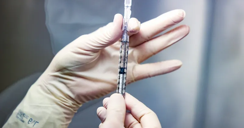 HHS Blocks Study on COVID Vaccine Effectiveness