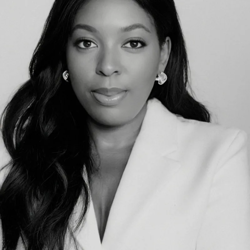 H&M's Spring 2026 Collection Focuses on Linen and Utility