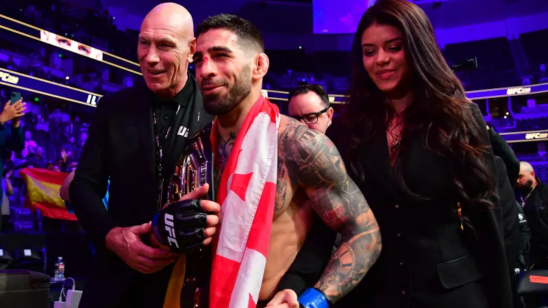 Holloway backs Topuria in White House confrontation with Hokit