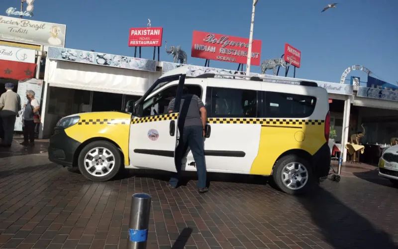 Illegal Taxi 'Khattafa' Return Sparks Summer Safety Debate in Morocco