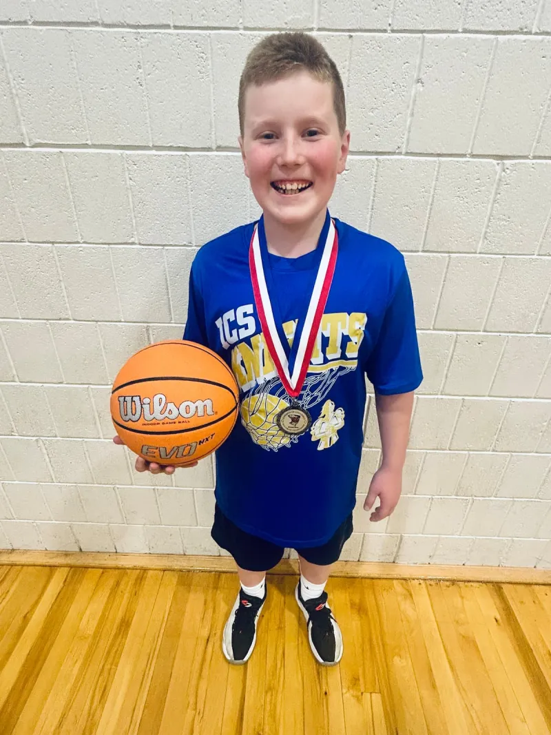 Andrew Wiley de l'Immaculée-Conception 2e au concours de lancers francs de l'État