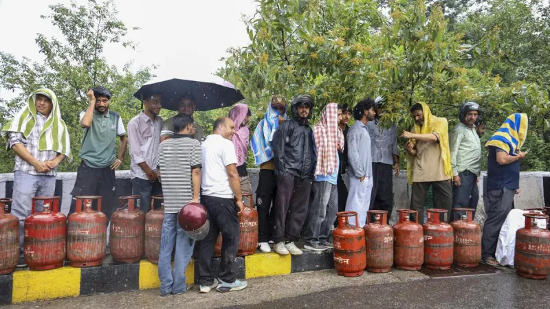 India Restores Commercial LPG Supply Amid West Asia Easing