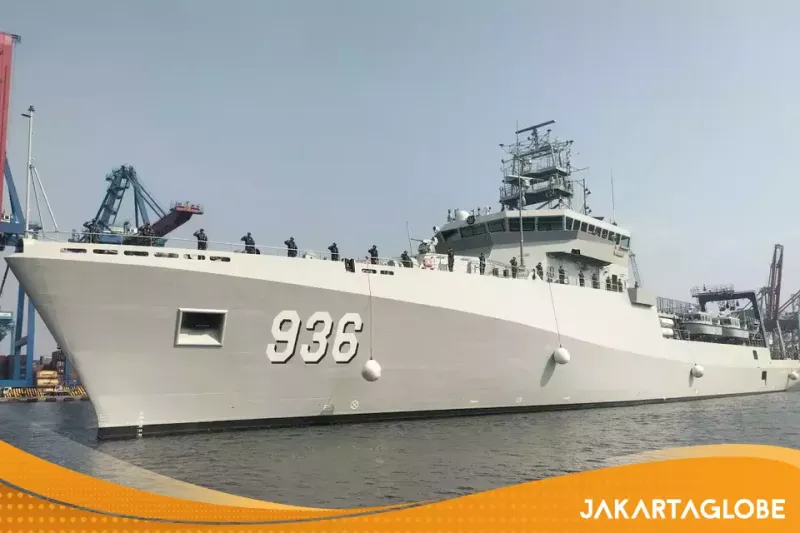 Indonesian Navy Receives First Submarine Rescue Vessel