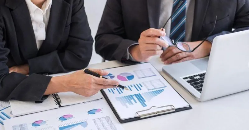 Les taux d'intérêt influencent les actions financières ASX