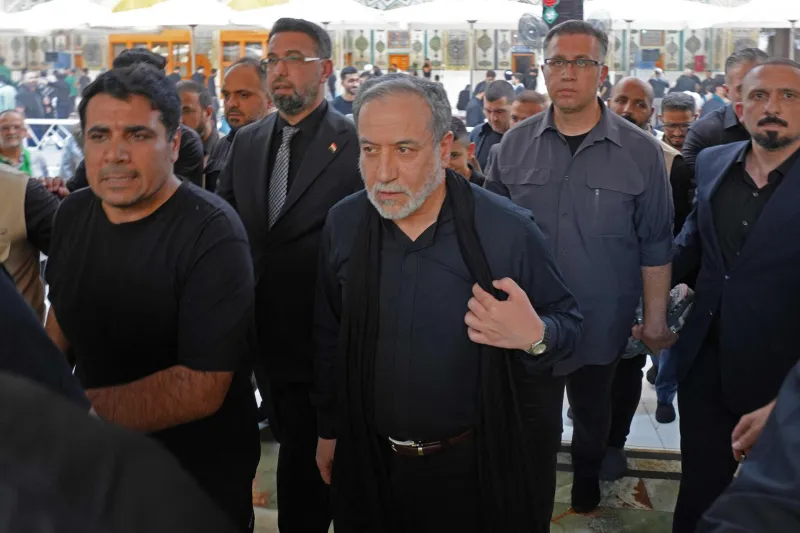 Iran, Oman Report Progress on Reopening Strait of Hormuz