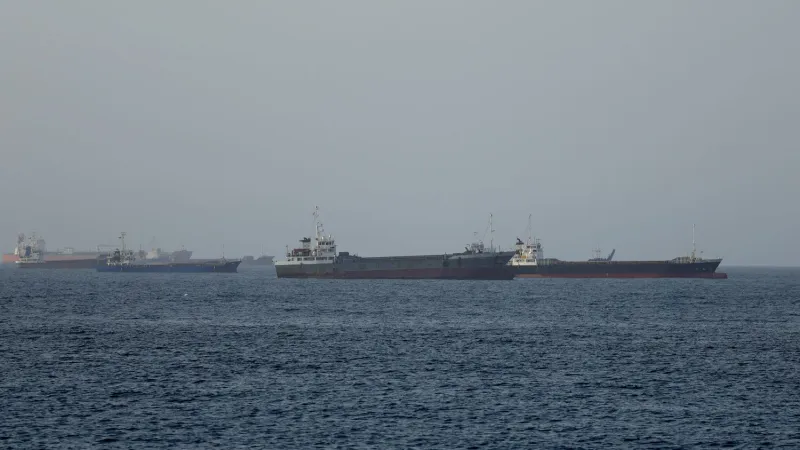 Iran rouvre le détroit d'Ormuz aux navires sur demande