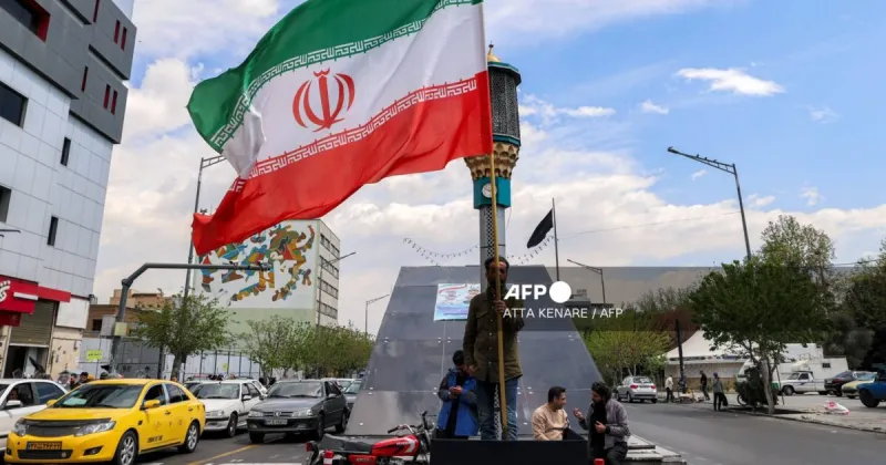 Iran Threatens Strait of Hormuz Closure Amid US Tensions