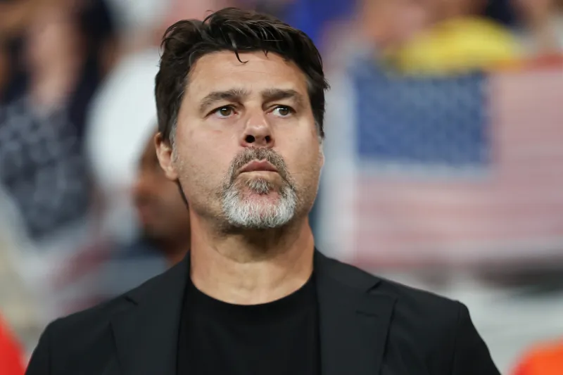 Iraola vers Crystal Palace ; Pochettino discute avec Milan