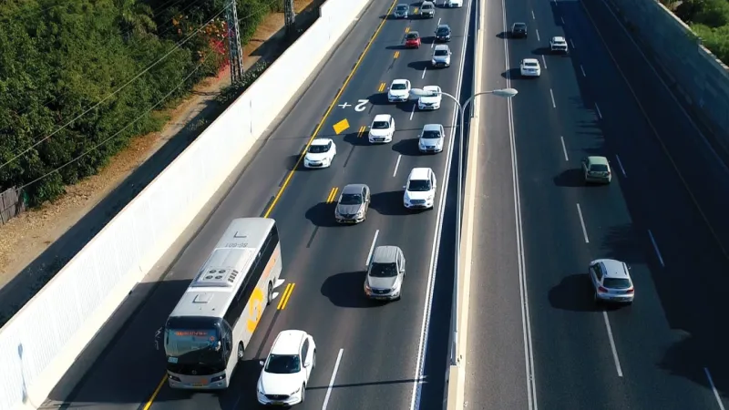 Jerusalem Driver Refuses to Run Over Flag, Sparks Debate
