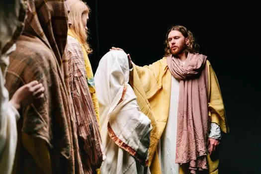 Jesus' Resurrection Appearance to Disciples: Key Lessons