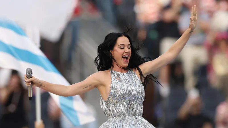 Katy Perry Performs at Musilac Festival in France
