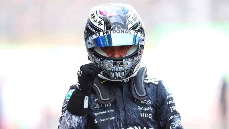 Kimi Antonelli takes Japanese GP pole ahead of Russell