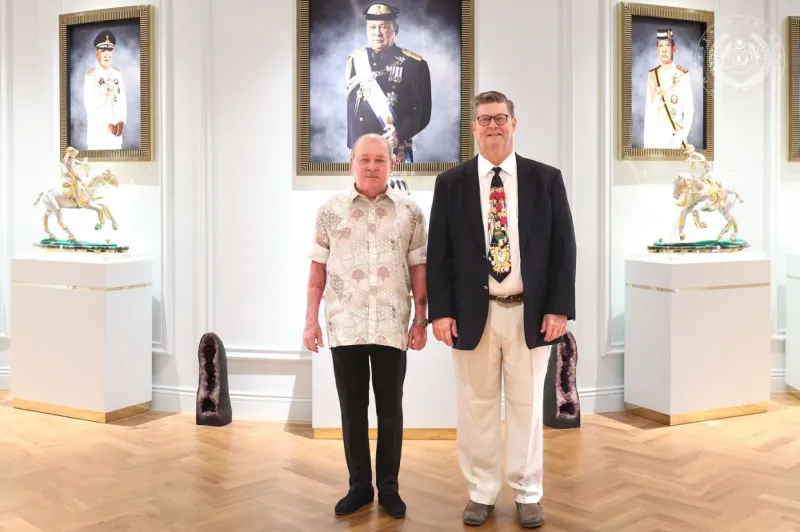 King of Malaysia meets grandson of Flintstones co-creator