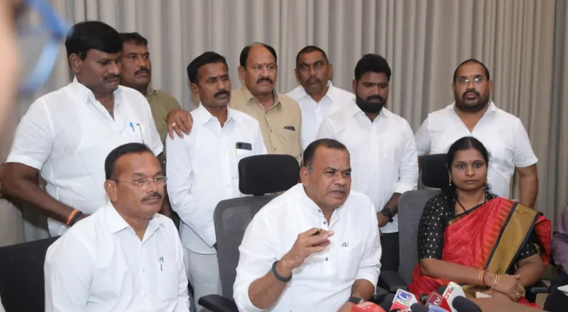 Komatireddy Predicts Congress Rule for 20 Years in Telangana