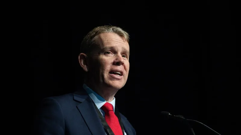 Labour promises surplus by 2029/30, restores RBNZ dual mandate