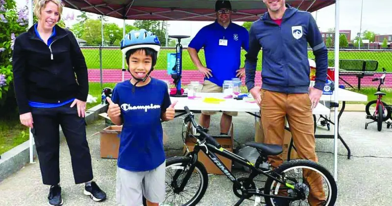 Journée de sécurité Bike 'n' Board de Kiwanis Laconia le 9 mai