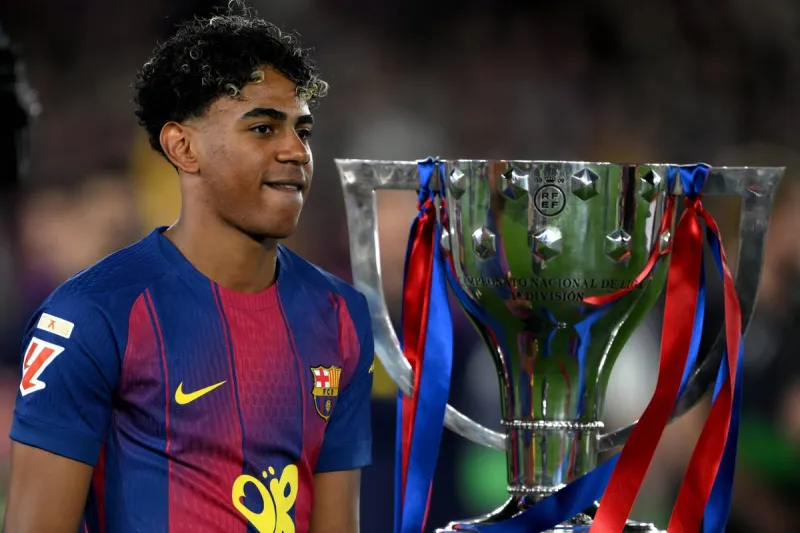 Lamine Yamal Waves Palestinian Flag at Barcelona Title Celebration