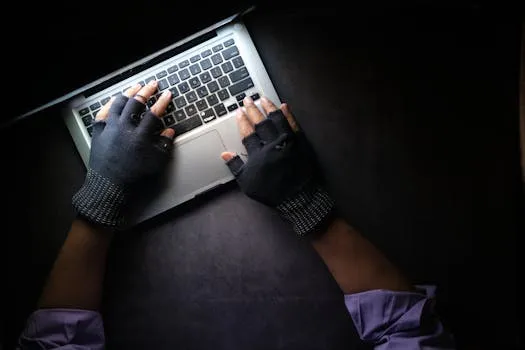 Laptop Theft Risk Map: Coffee Shop Fears