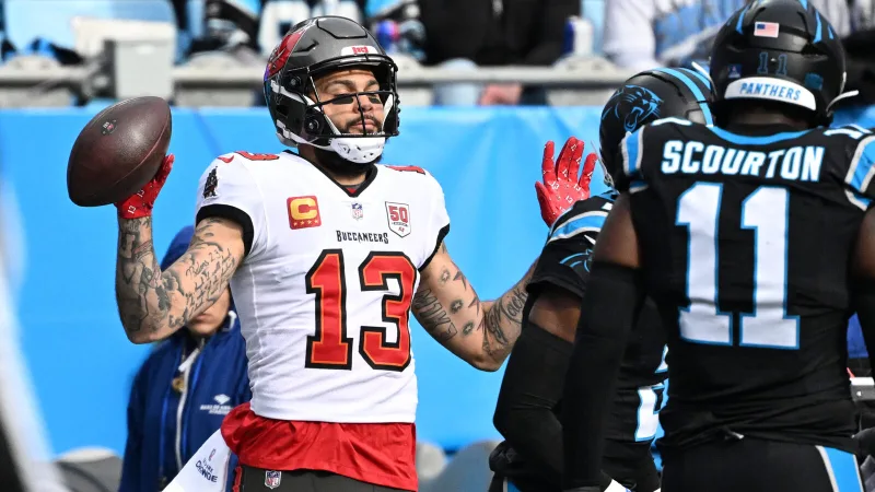 Lavonte David Retires After 13 Seasons with Buccaneers