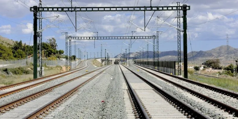 Le gestionnaire ferroviaire espagnol Adif engage 345 millions d’euros pour ouvrir aux camions marocains le rail entre Algésiras et Madrid