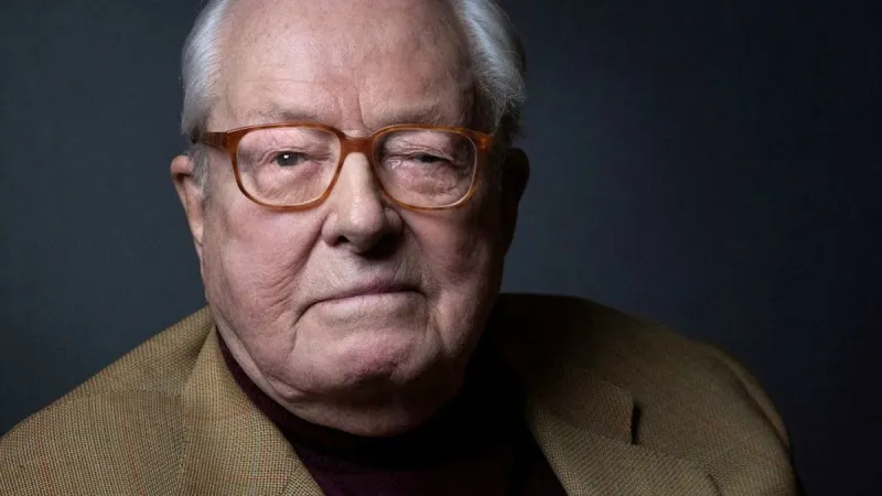 Le Pen's Undocumented Gardener Deported to Morocco