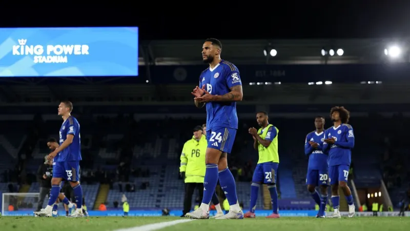 Leicester City relégué en League One, dix ans après son titre