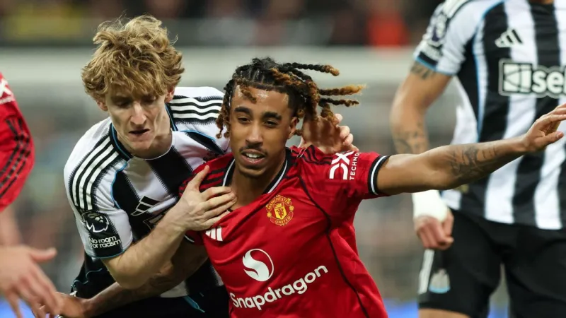 Ferdinand conseille au jeune Yoro d'être stratégique face aux attaquants physiques de Premier League